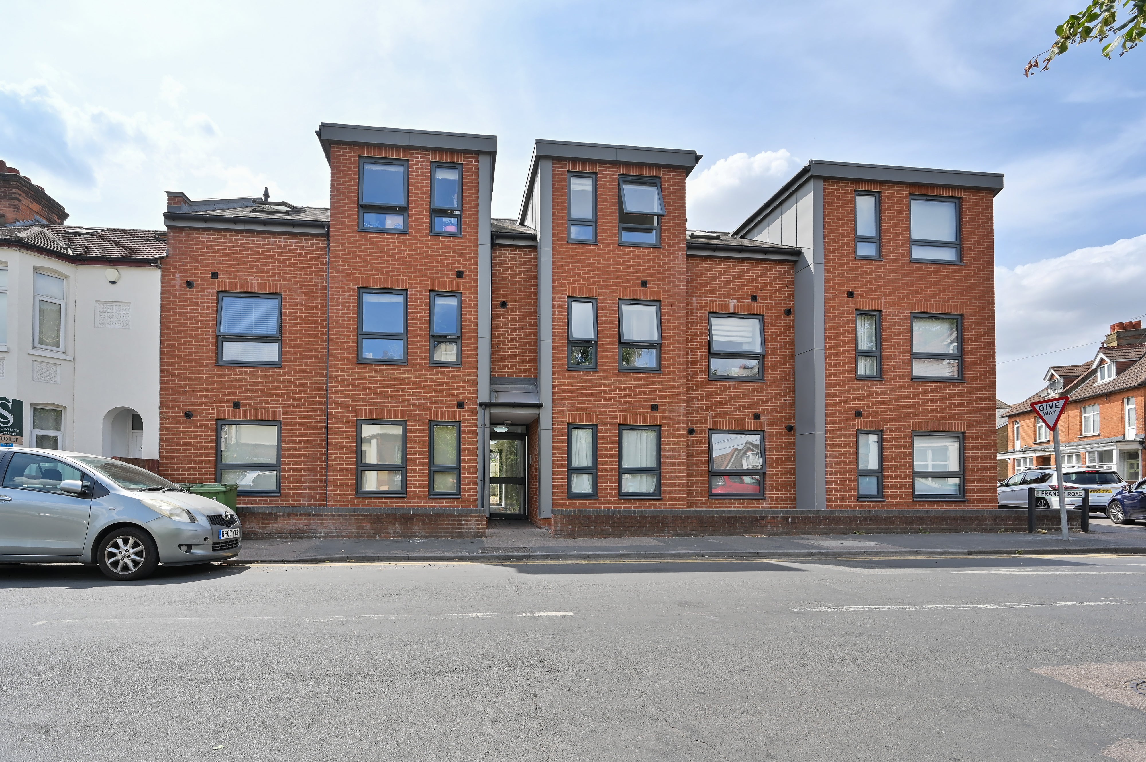 Flat Marlborough Road in Long Eaton