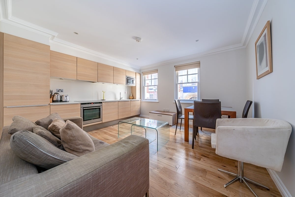 Flat Vincent Square in City of Westminster