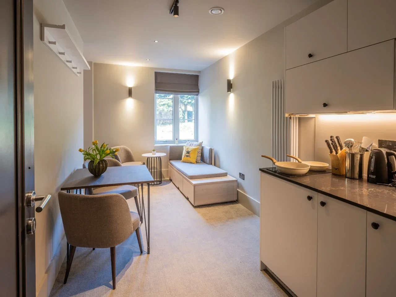 Flat Augustus Road in Greater London