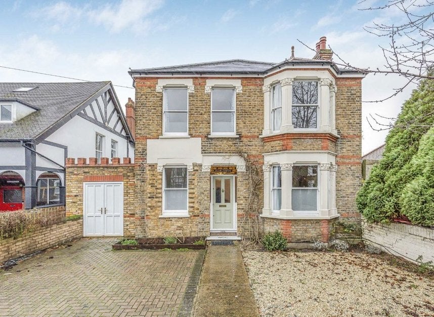 House Whitton Road in Greater London