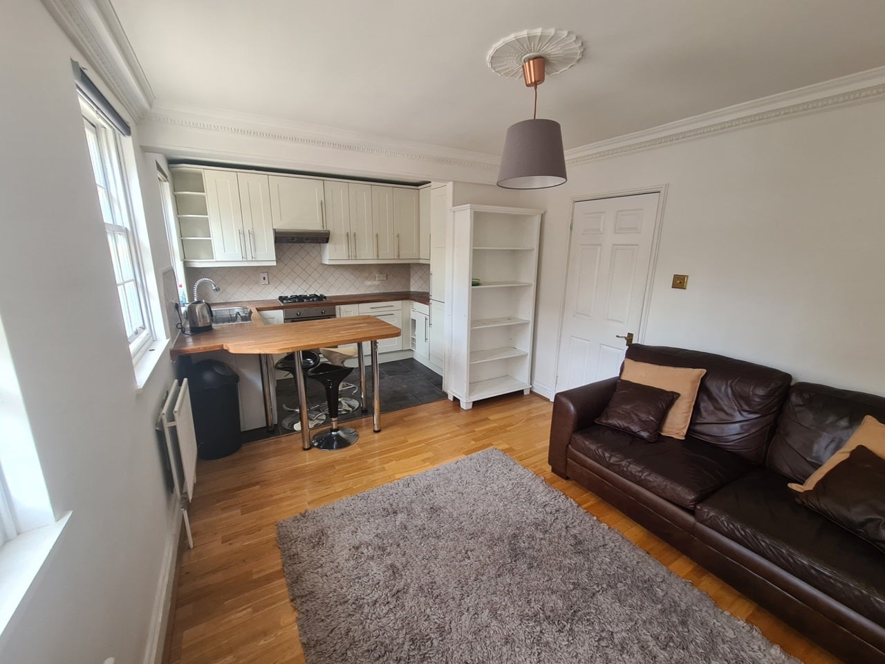 Flat Prince Regent Mews in Greater London