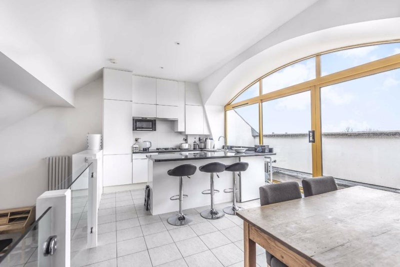 Room Burmester Road in Greater London