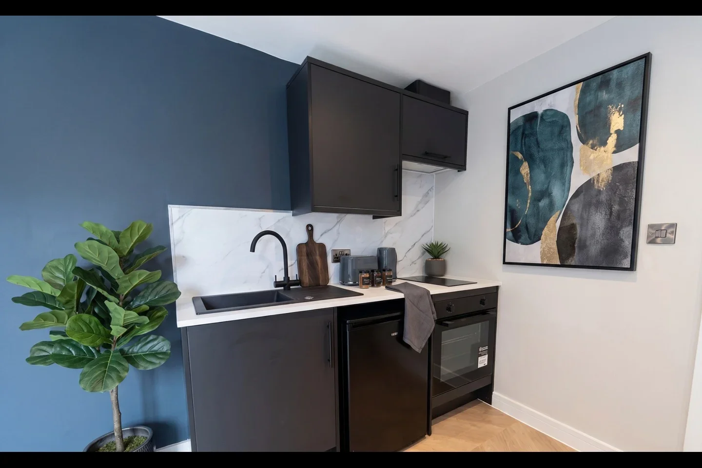 Room Delamere Street in Crewe