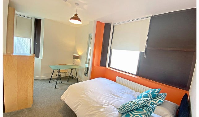 Flat Summerfield Street in Sheffield