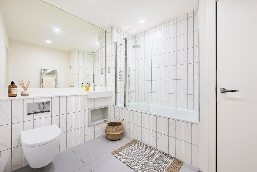 Flat Prospect Row in Greater London