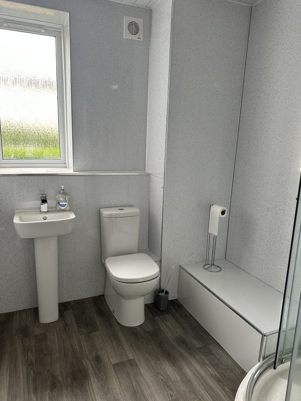 Flat Hazelwood Grove in City of Edinburgh