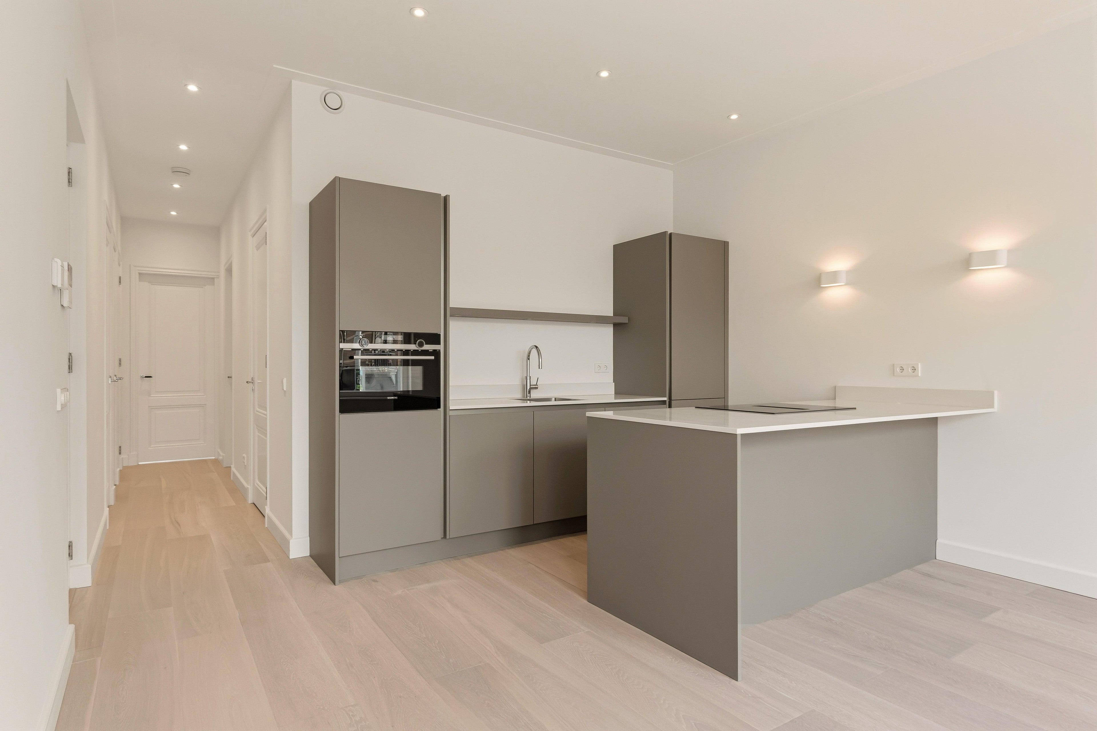 Appartement Middenweg in Amsterdam