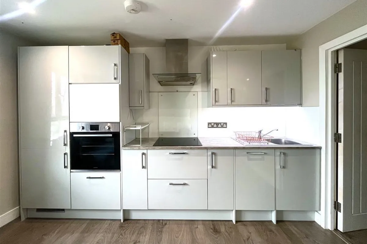 Flat Milton Court in Worthing