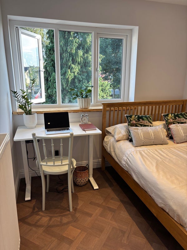 Room Landseer Road in Ipswich