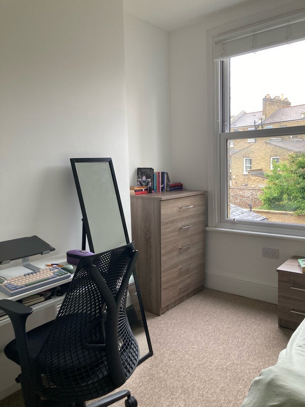Room Freemantle Street in Greater London