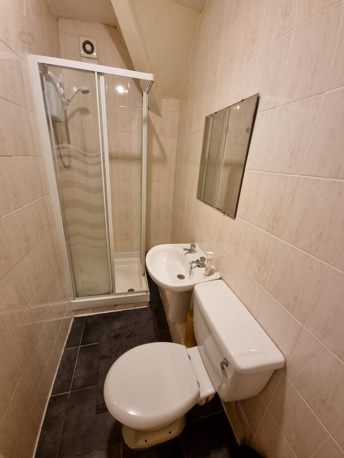 Flat Anson Road in Manchester