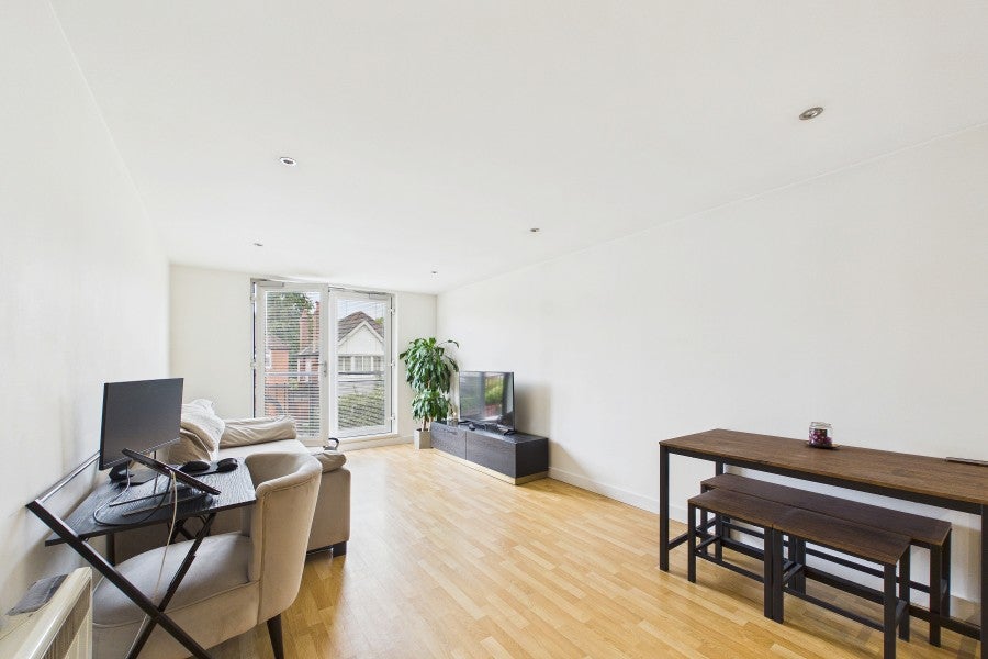 Flat Charles Street in Surrey Heath