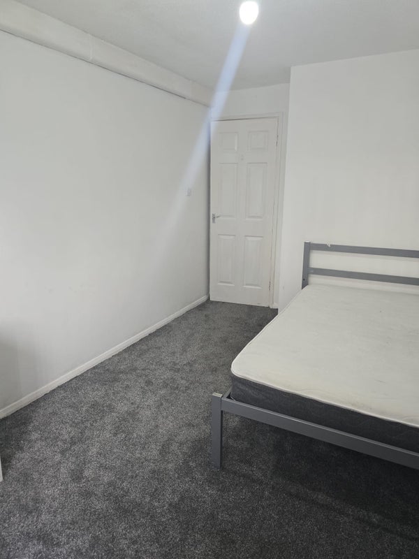 Room Eldon Street in Chadderton