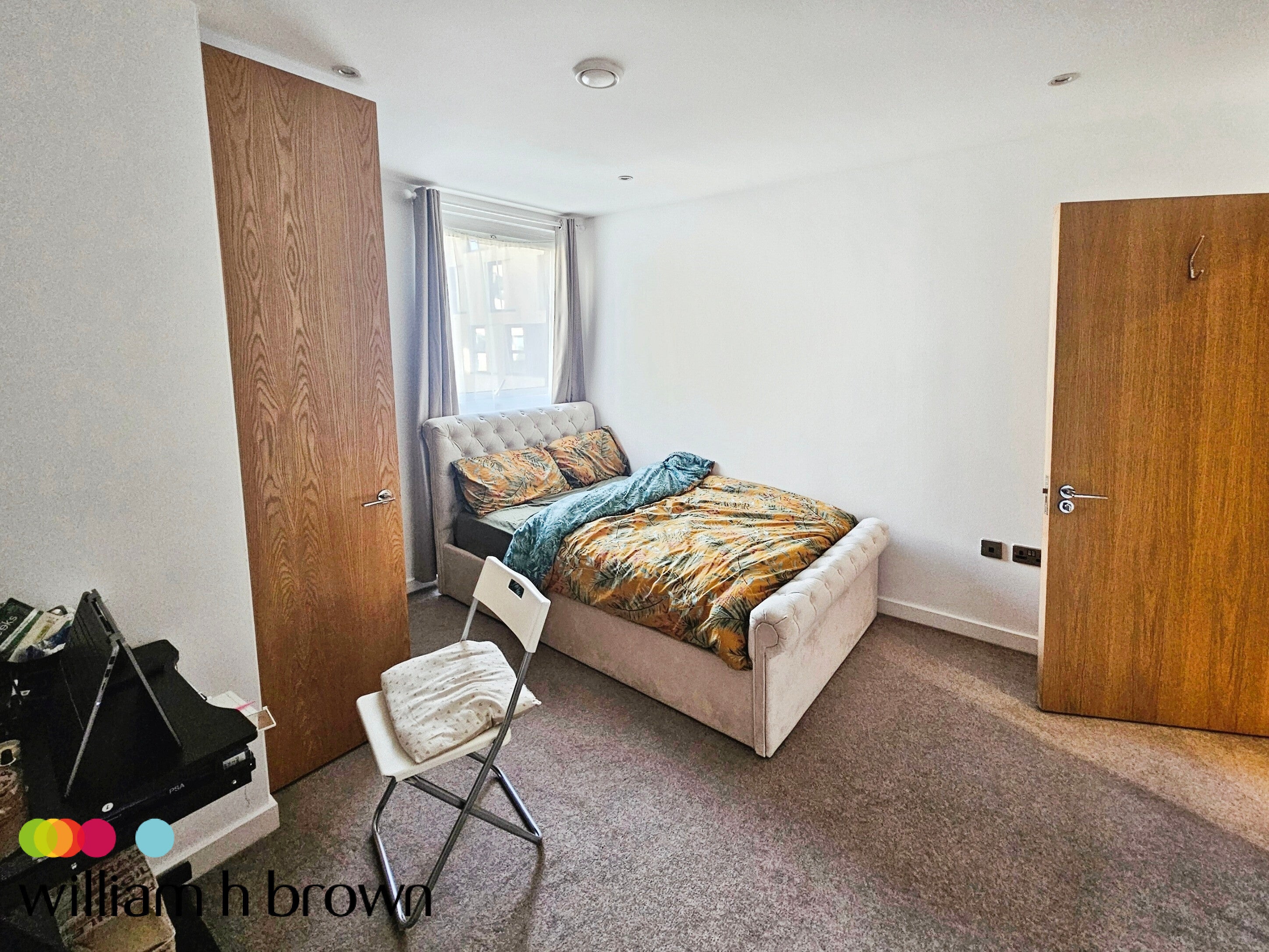 Flat Marconi Plaza in Chelmsford
