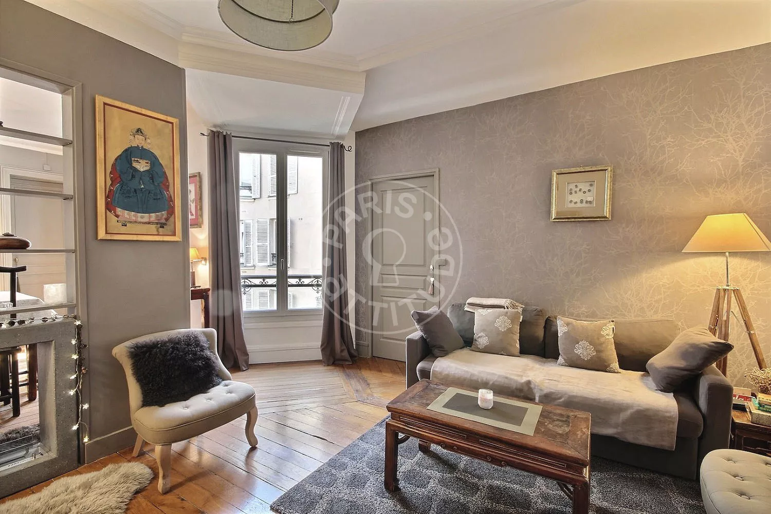 Flat Rue de Constantinople in Paris