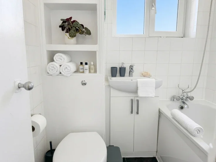 Flat Augustus Street in Greater London