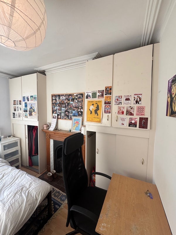 Room Latchmere Road in Greater London