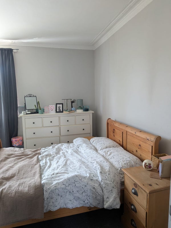 Room Back Methley Drive in Leeds