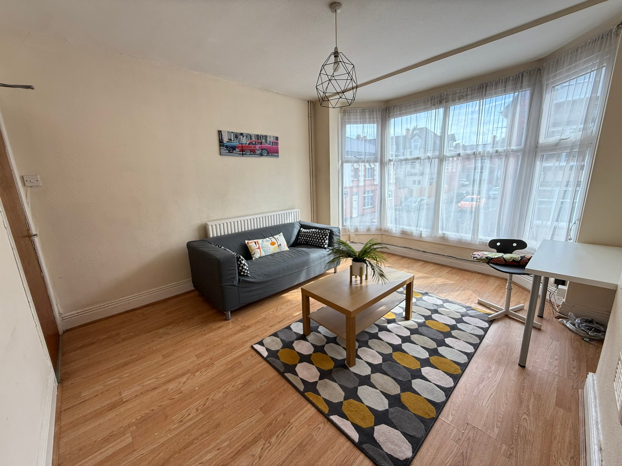 Flat Beckingham Road in Leicester