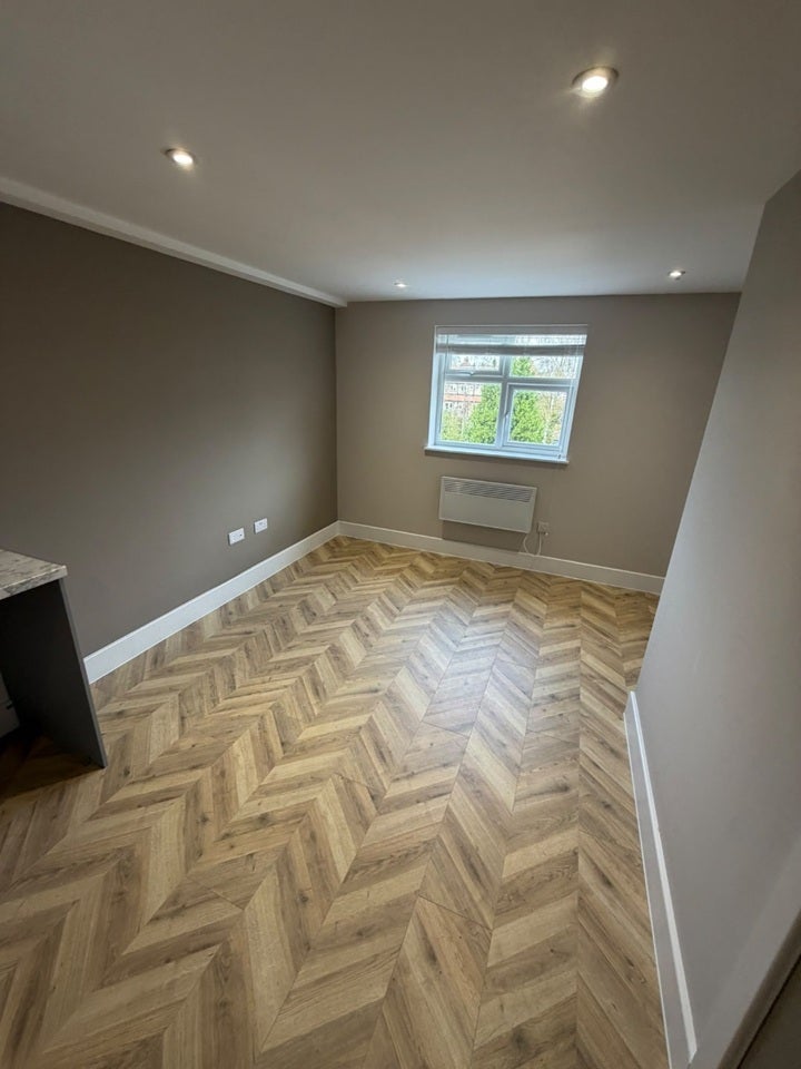 Room Amberwood Rise in Greater London