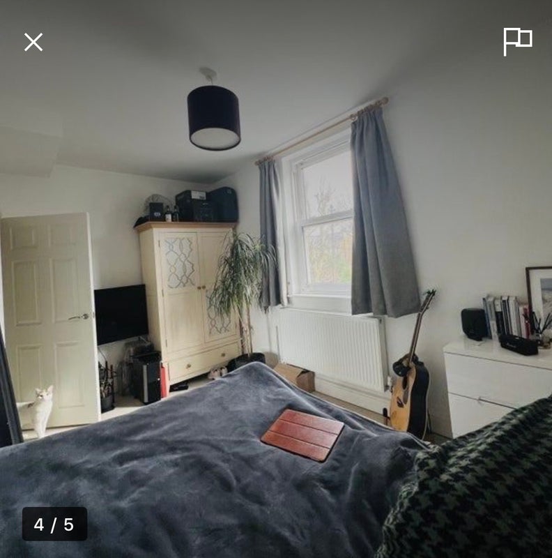 Room Church Rise in Greater London