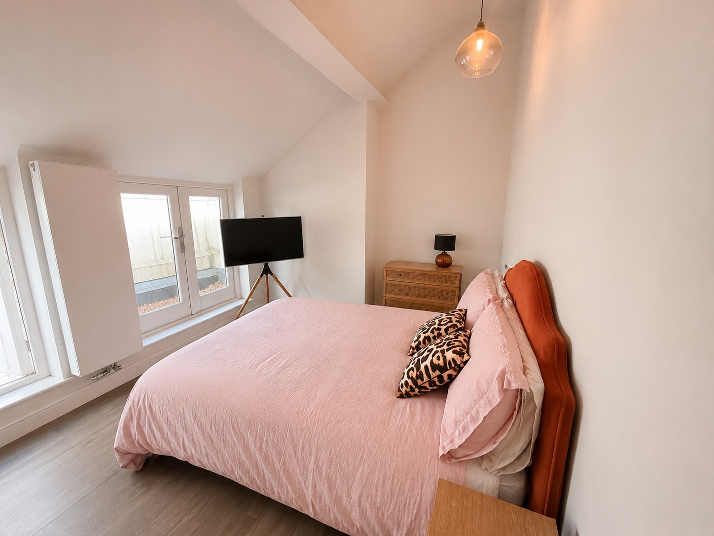Flat Portland Mews in Royal Leamington Spa
