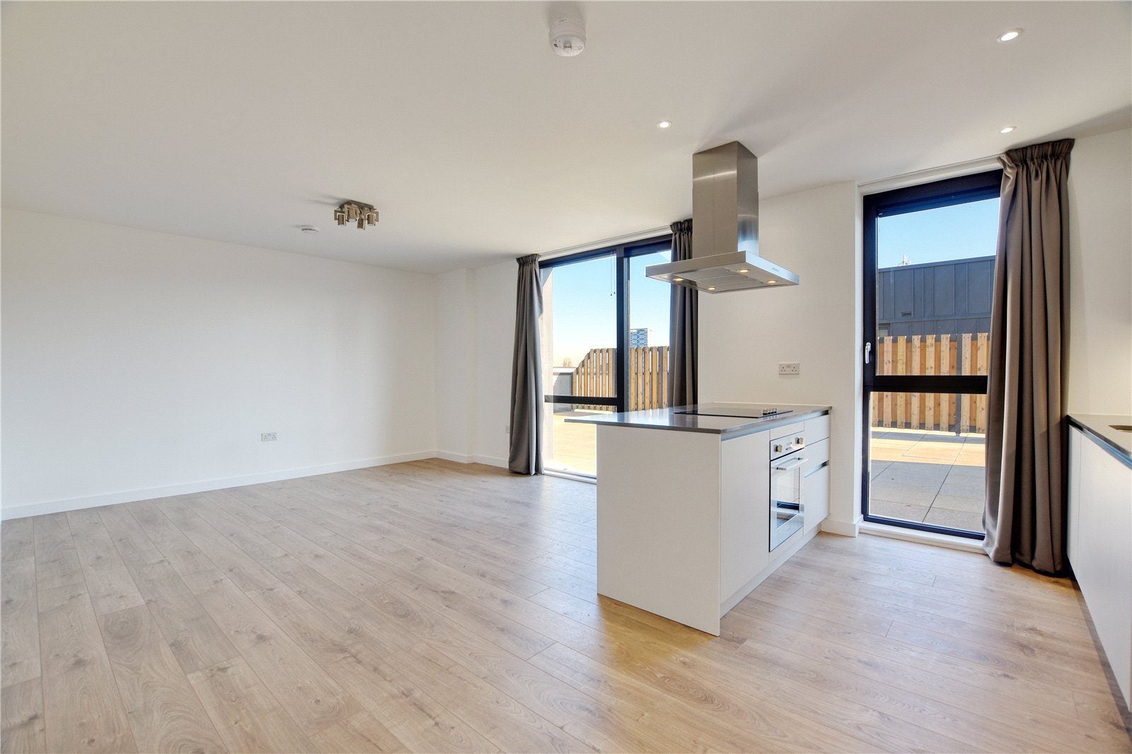 Flat Forrester Way in Greater London