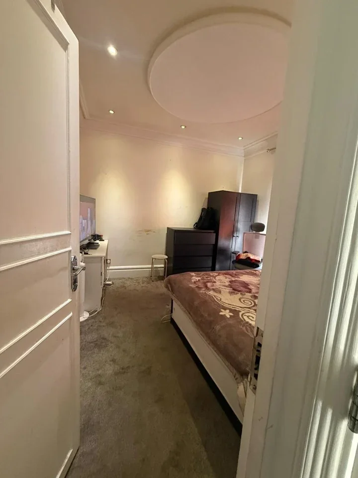 Room Endsleigh Gardens in Greater London