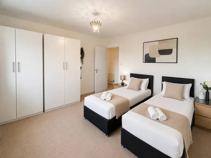 House Goldhawk Road in Milton Keynes