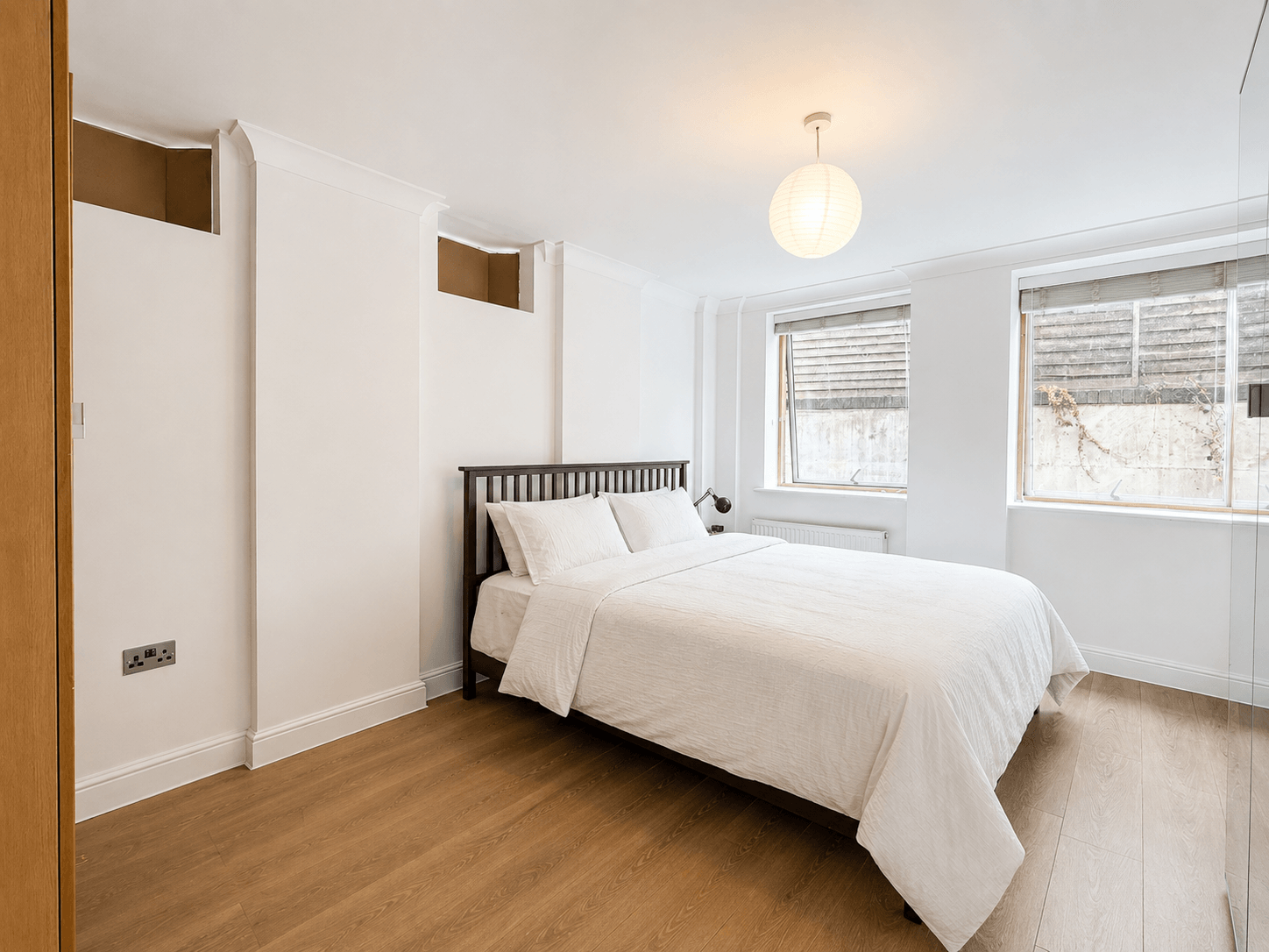 Flat Clarence Road in Greater London