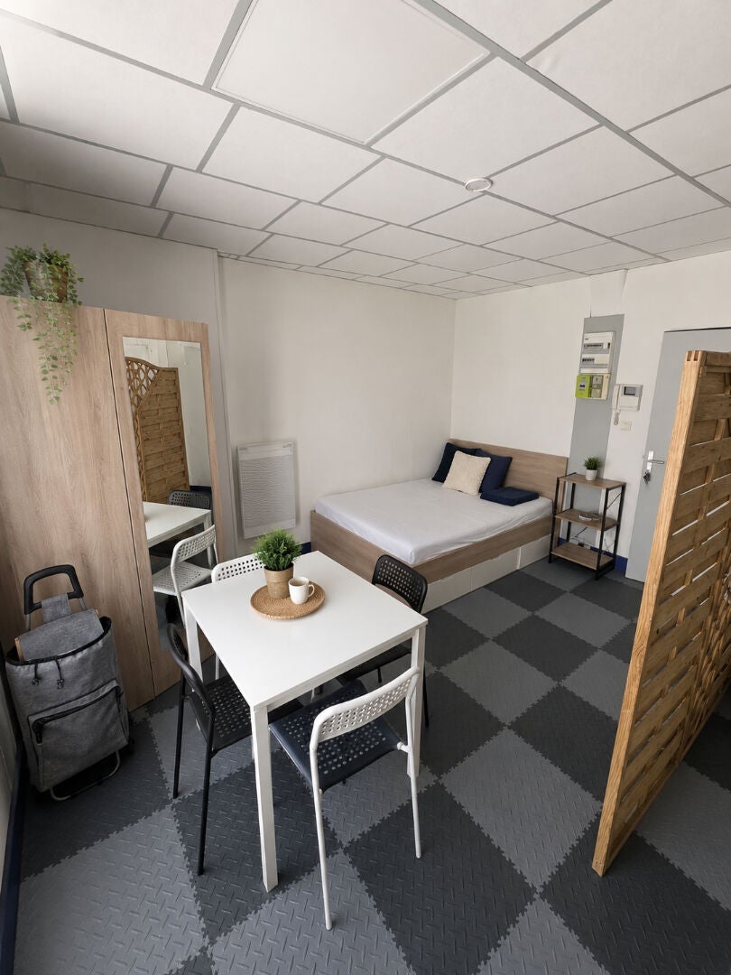 Flat Rue du Docteur Laurent Camboulives in Albi