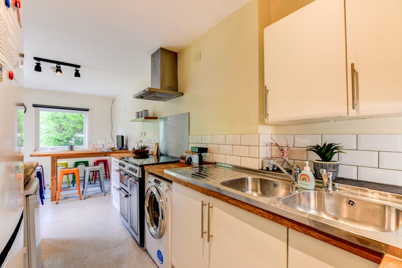 Flat Ashurst Road in Brighton