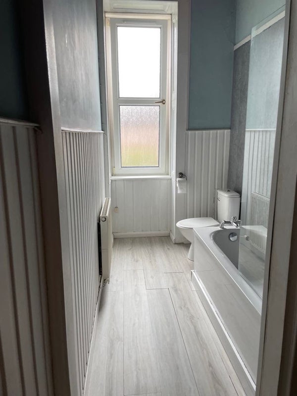 Room Byres Road in Glasgow