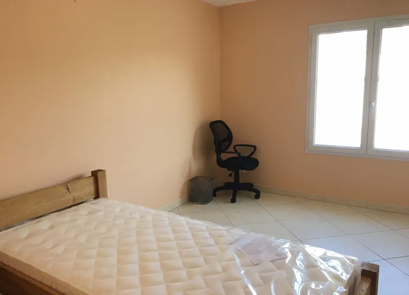 Room Rue Maurice Audin in Bures-sur-Yvette