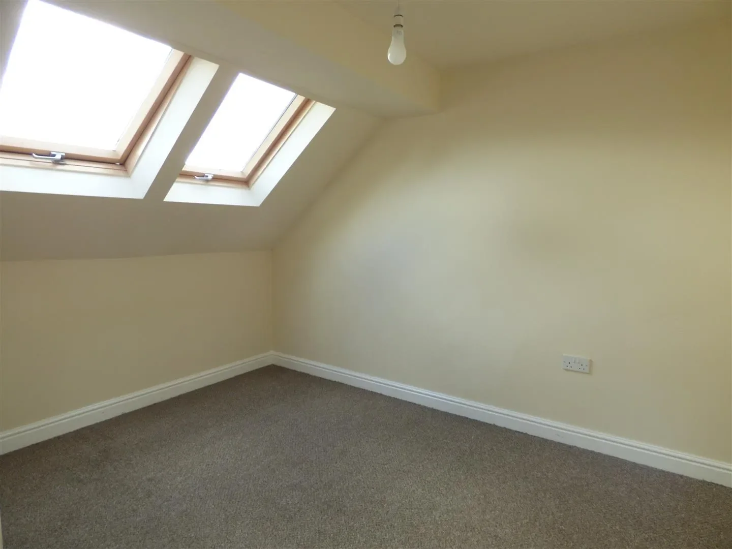 Flat Edmund Road in Derby