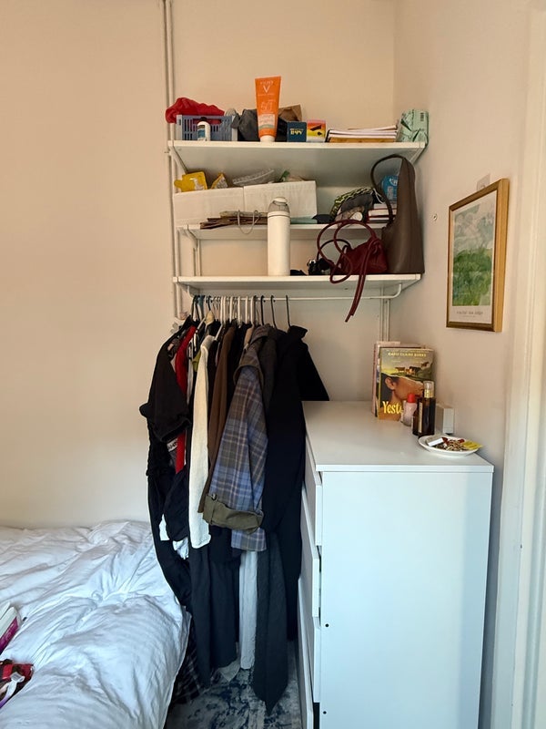 Room Becklow Road in Greater London
