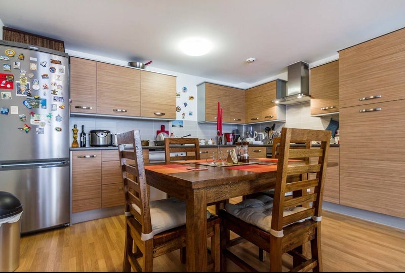 Room Park Road in Greater London