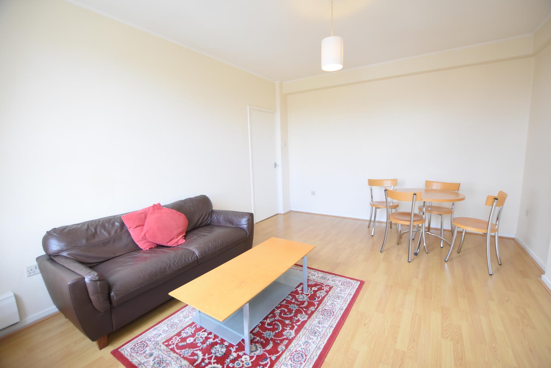 Flat Marylebone Road in City of Westminster