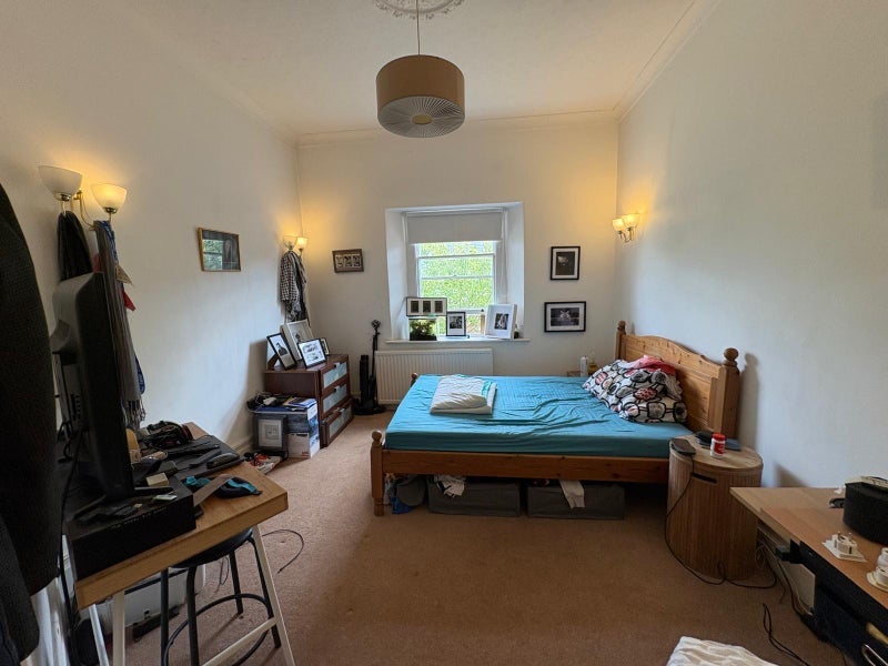 Room Goodeve Road in Bristol