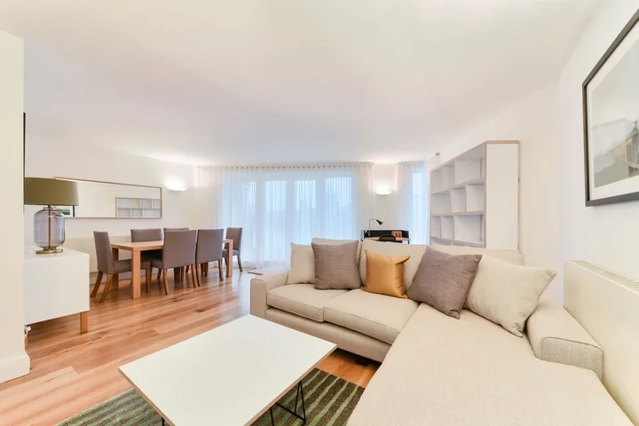 Flat New Globe Walk in Greater London