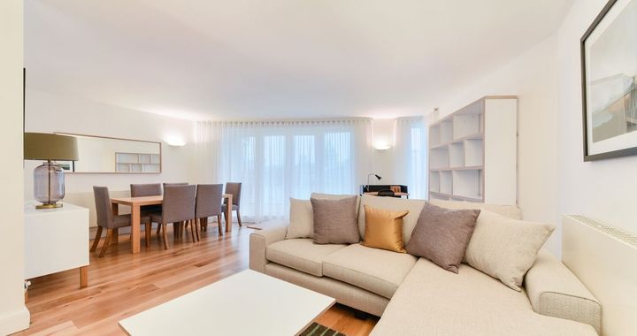 Flat New Globe Walk in Greater London