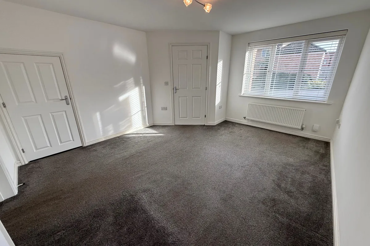 House Mirabelle Way in Doncaster