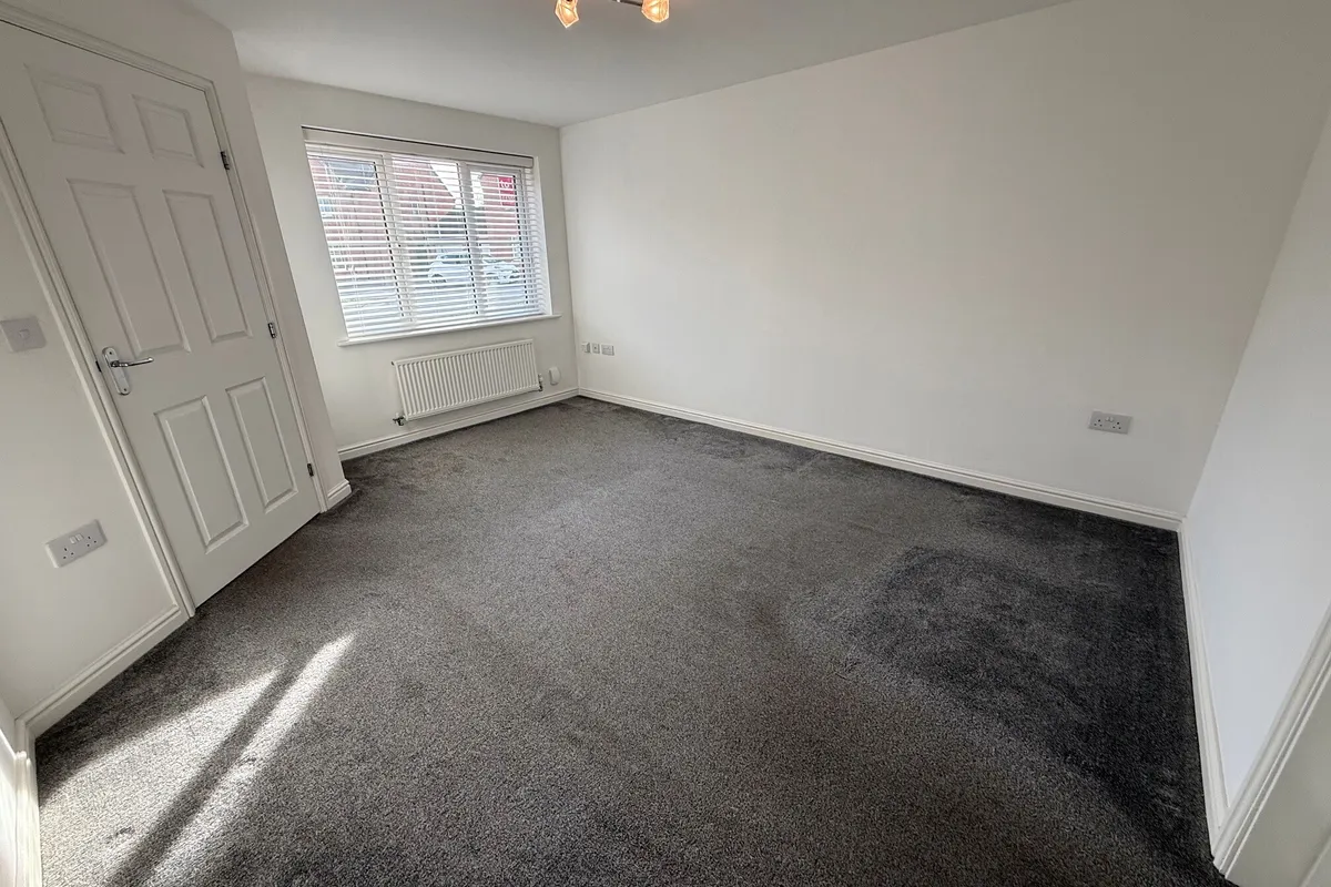 House Mirabelle Way in Doncaster