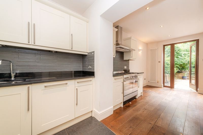 Flat Priory Road in Greater London