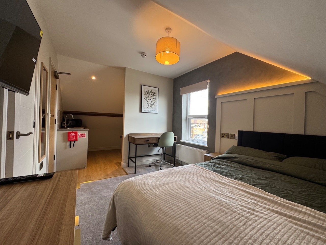 Room Haywood Road in Nottingham