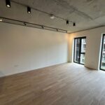 Flat Lawrence Road in Greater London