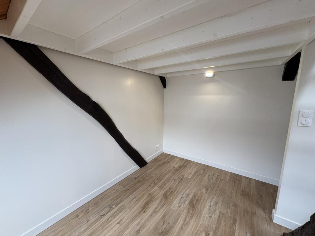 Chambre Rue du Champ Jacquet à Rennes
