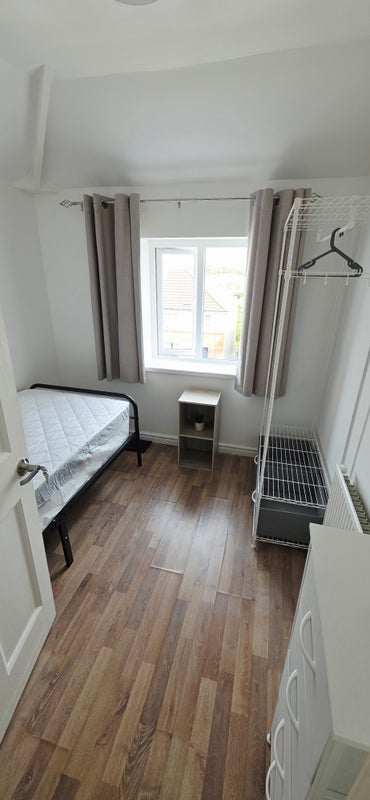 Room Brooklyn Road in Bristol