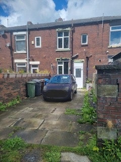 House Shaw Road in Oldham