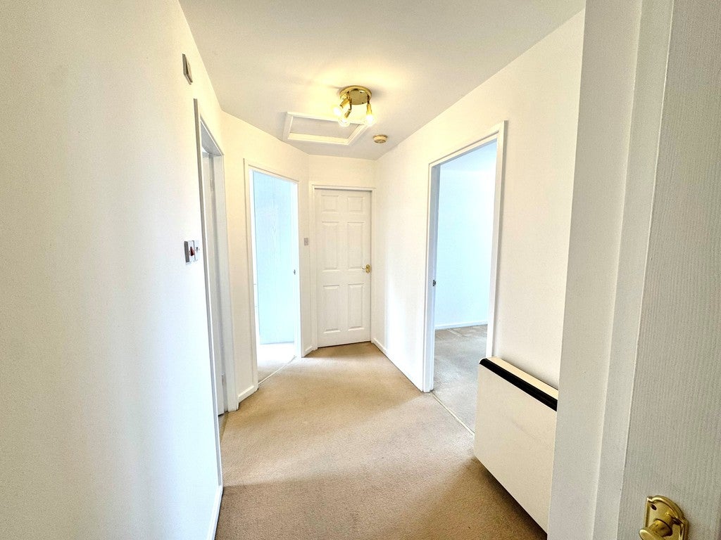 Flat Charlton Drive in Trafford